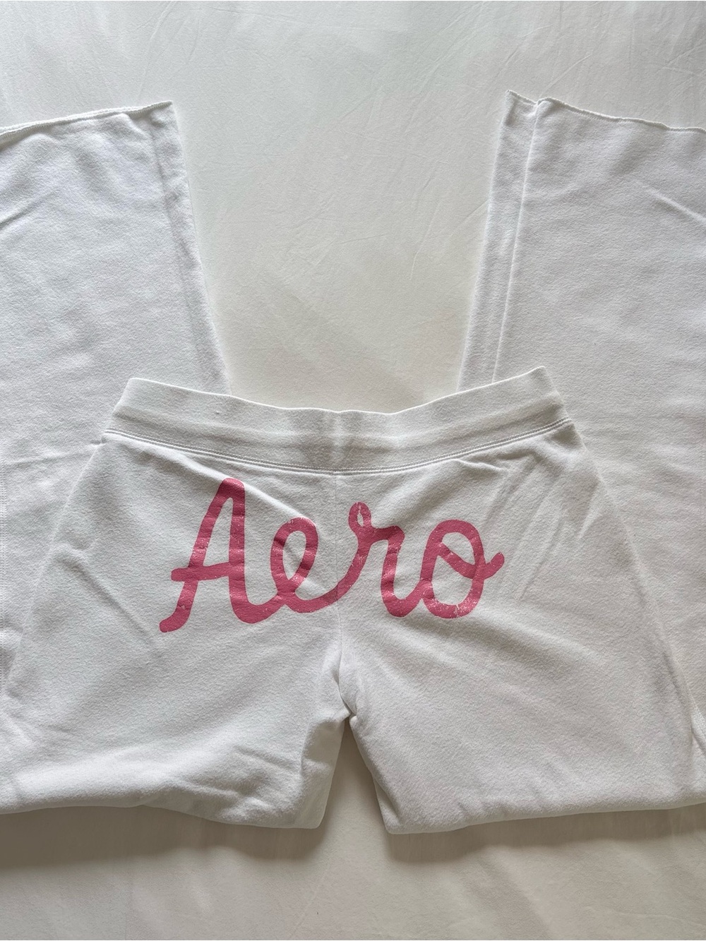 Aeropostale White Lounge pants with Pink 'Aero' Script